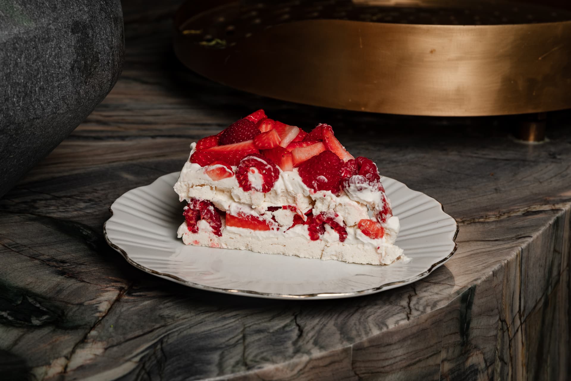 Berry pavlova at Loreto